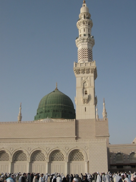 25_green_dome_prophets_mosque_l